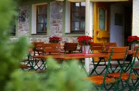 Pension Zur Alten Schmiede - 3-Star