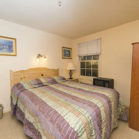 Summer Place Hotel