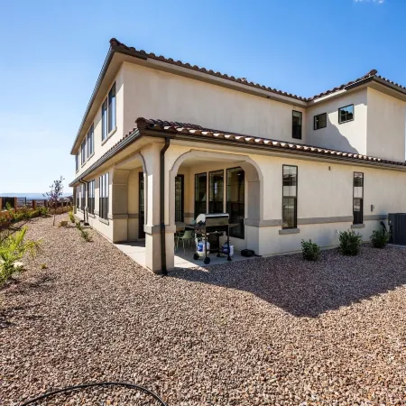 Sunnyside Retreat at Escondido Townhouse