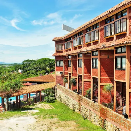 Hotel River Side