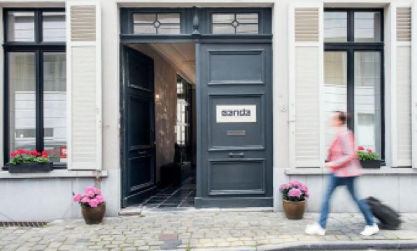 Ganda Rooms & Suites - Housity