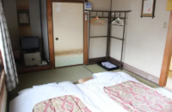민슈쿠 가쓰야 시라하마 해수욕장 주변 호텔