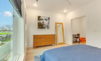 Near Downtown: Luxury Townhome in Bentonville!