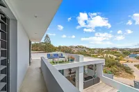 3-bedroom Villa overlooking the Spanish Water, 5-minutes away from Jan Thiel