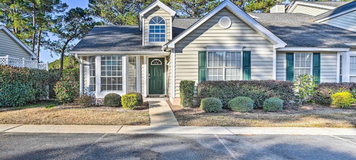 Resort Villa on Golf Course with Beach Access! Ξενοδοχεία στην πόλη Georgetown County