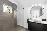 UNIT 2 Pacific Ave, Sunshine Beach