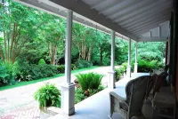 Glenfield Plantation Historic Antebellum Bed and Breakfast Hotel a Natchez