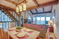 5 Mi to Lake Tahoe: Stateline Townhome