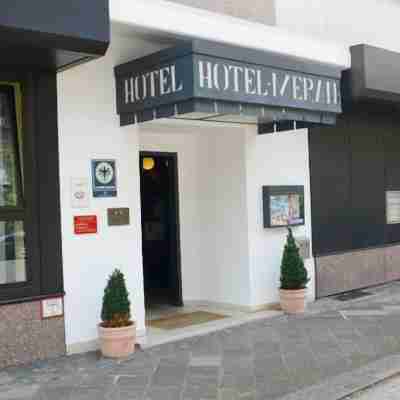 Hotel Meran Hallenbad & Sauna Hotel Exterior
