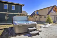 Mtn-View Fraser Home w/ Hot Tub - Near Skiing! - 3-Star