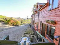 Oak Cottage Hotels in Llanidloes