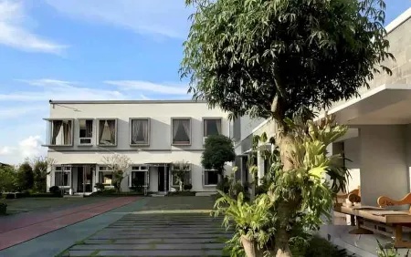 De Villa Cetho Отели в г. Sine