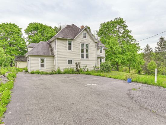 Family Home w/ Yard & Fire Pit in Middleburgh!