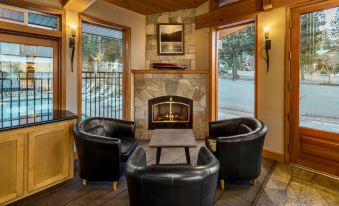 Firelite Lodge