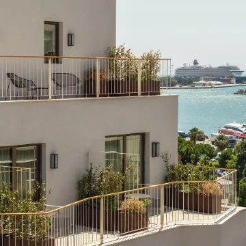 Mitsis N'U Piraeus Port