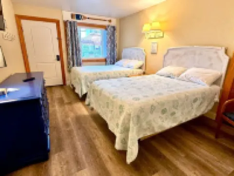The Lamplight Inn Hotels in Lavallette