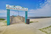Mid-Century Dream Home < Half-Mile to Beach! - Beach