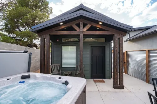 Zion Oasis Rentals - 3-Star