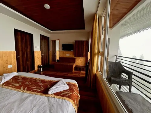 FLORET RESORT LACHUNG