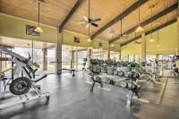 Lago Vista Vacation Rental w/ Fireplace! - Fitnessstudio