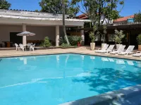 Golden Tulip Guarujá - Antigo Delphin Surf Hotel Hotels in Guaruja
