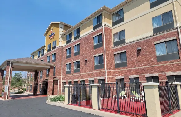 舒適套房酒店-高原牧場丹佛科技中心區