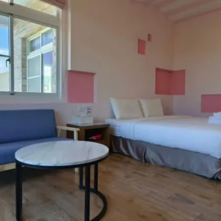 White Sea Hostel Отели рядом с достопримечательностью «White Lighthouse»