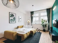 Oasis Appart - Wohnen in Dresden - Netflix - Tiefgarage - Dachterrasse Hotels near Schönfeld-Weißig