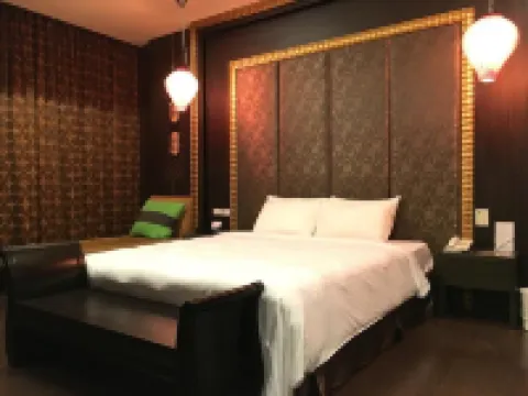 Her Home Spa Motel Douliu