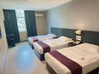 Galaxy Hotel Hotels in Simpang Ampat