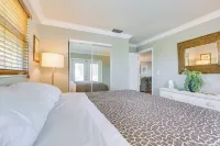 Steps to Shore Sunny Fort Myers Beach Escape! - Homestays