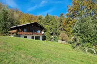 Near Pullmann City - Small House in the Middle of Nature... Vacation for the Whole Year...