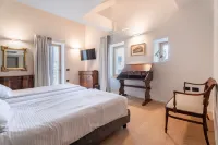 羅坎達雷斯特德費爾飯店 Riva del Garda Fiere附近的飯店