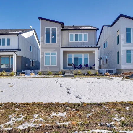 Pet-Friendly Utah Abode - Fireplace, Patio and Grill