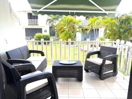 Comfy Apartment in Villa Taina Cabo Rojo, Boqueron with beach access and pool Отели в г. Педерналес