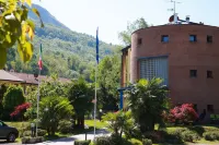 Hotel Il Canneto Hotels in Brusimpiano