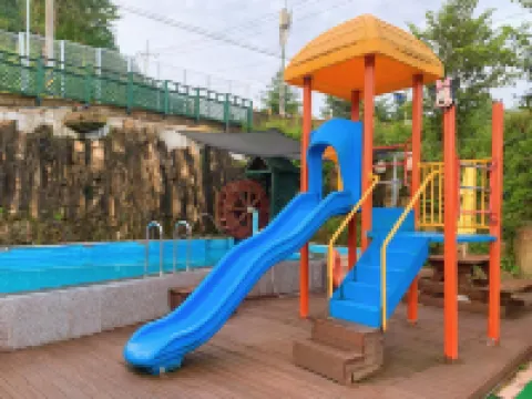 Cheongdo Oak Castle Pension