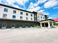 Comfort Inn & Suites Plainville-Foxboro Hotels in Plainville