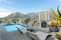 The Tokyo Aparthotel by Totalstay - Pool