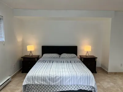 Spacious Basement in Montreal Hotels in Saint-Leonard