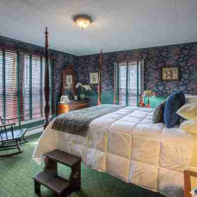 Stroudsmoor Country Inn Rooms