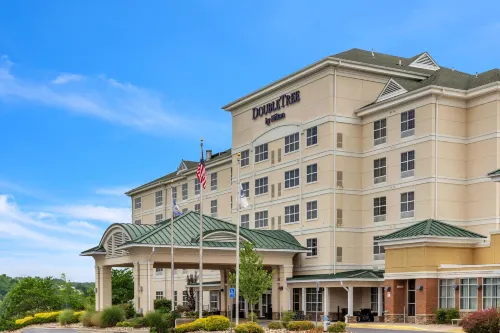 DoubleTree by Hilton Front Royal Blue Ridge Shadows Hotel di Middletown