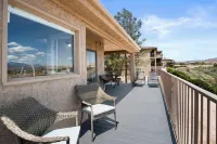 Gorgeous Views & Fun for the Entire Family! Hotels in Saint George