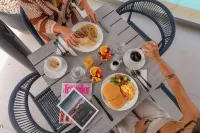 Epic Tamarindo Boutique Hotel