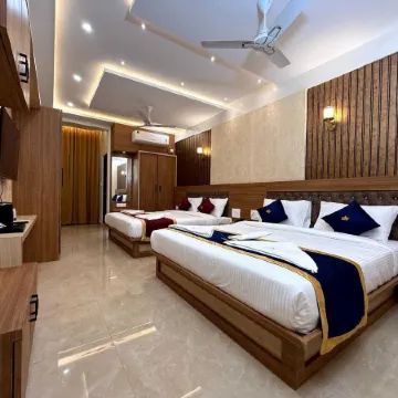 Hotel Coastal Palace Отели в г. Малп