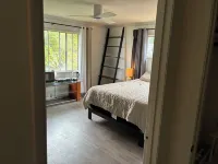 Cute Studio Spectacular-endless Ocean Views charming Depot Hill Capitola Village