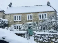 Quintessential Cottage near Bath, from 1650’s