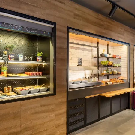 Moxy York
