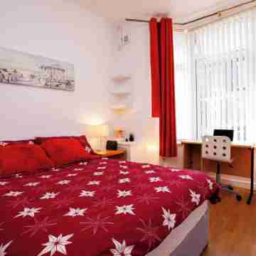 Whitland apartment Rooms