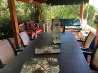 Charming villa 100 meters from the beach and an emerald sea... Hotels in Geremeas